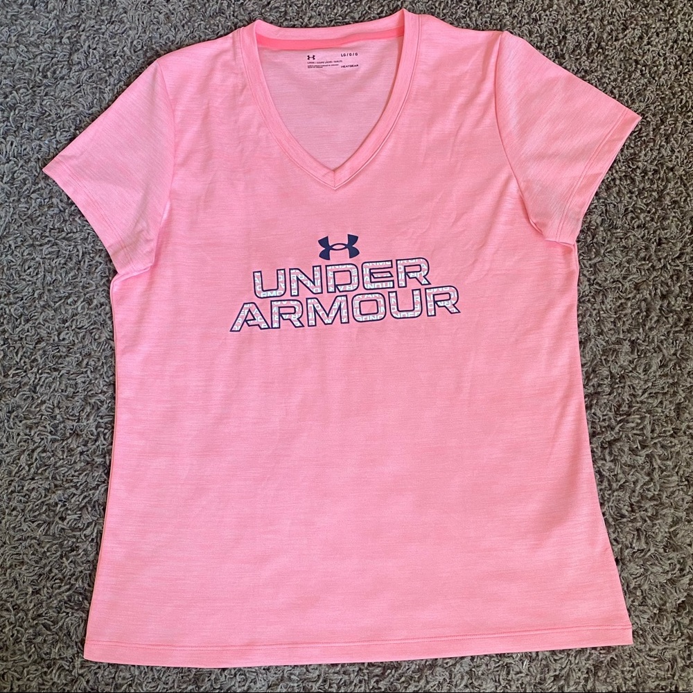Under Armour pink T-shirt Like New L